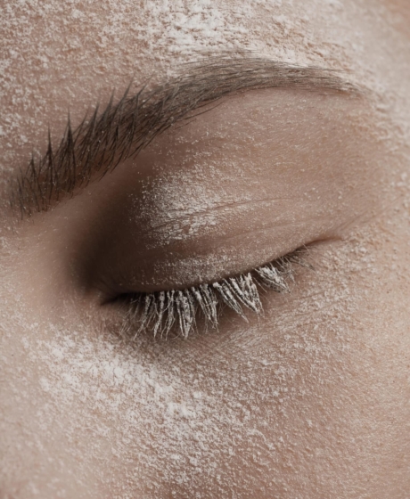 Radiance Boosting Powder close up makeup