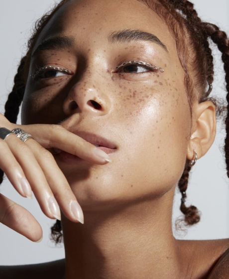 Beauty portrait shot luminous skin and silver chain