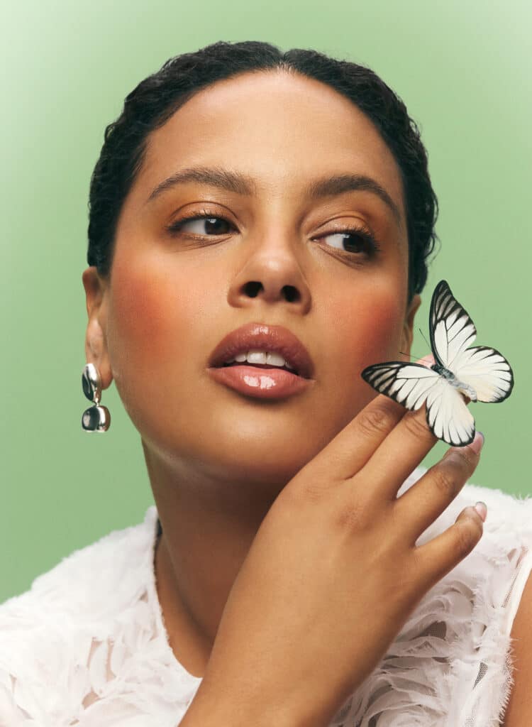 Middle part pony tail curly hair portrait shot TheBeautyAwards