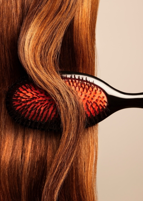 Beauty Creatives: Hair brushed by a hair bursh